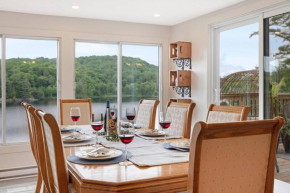 Twin Lake Retreat - Hot Tub & Private Beach